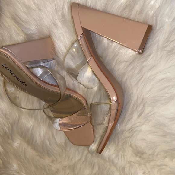 Shoes - Picture 4 of 4